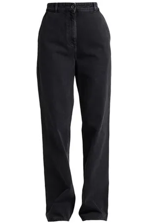 Burberry BOTTOMWEAR - Jeans - on YOOX.com