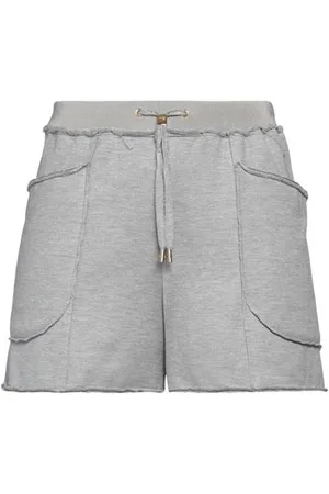 Tom Ford BOTTOMWEAR - Shorts & Bermuda Shorts - on YOOX.com