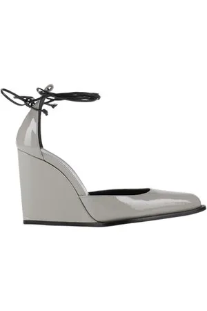Victoria Beckham FOOTWEAR - Pumps - on YOOX.com