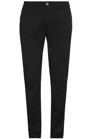 Guess BOTTOMWEAR - Trousers - on YOOX.com
