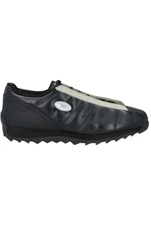Fila FOOTWEAR - Trainers - on YOOX.com