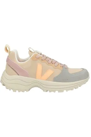 Veja FOOTWEAR - Trainers - on YOOX.com