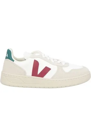 Veja FOOTWEAR - Trainers - on YOOX.com
