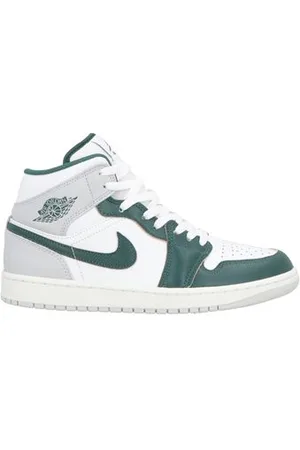 Jordan FOOTWEAR - Trainers - on YOOX.com