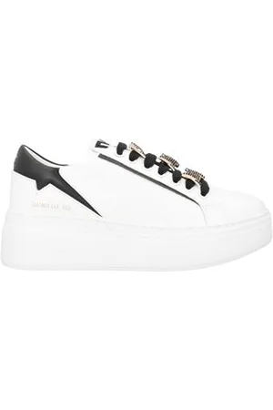 Emanuélle vee FOOTWEAR - Trainers - on YOOX.com