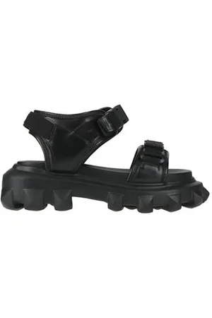 VALENTINO GARAVANI FOOTWEAR - Sandals - on YOOX.com