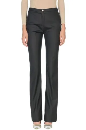 Guess BOTTOMWEAR - Trousers - on YOOX.com