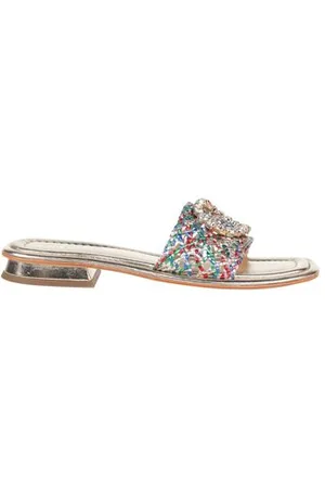 Emanuélle vee FOOTWEAR - Sandals - on YOOX.com