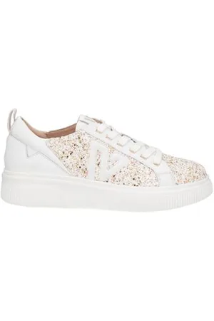 Emanuélle vee FOOTWEAR - Trainers - on YOOX.com