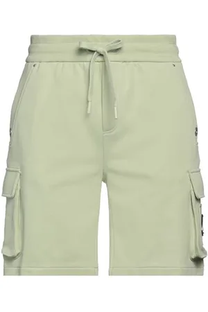 Moose Knuckles BOTTOMWEAR - Shorts & Bermuda Shorts - on YOOX.com