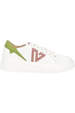 Emanuélle vee FOOTWEAR - Trainers - on YOOX.com