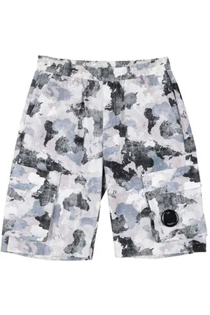C.P. Company BOTTOMWEAR - Shorts & Bermuda Shorts - on YOOX.com