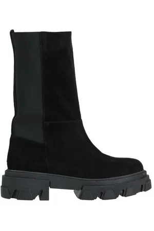 MVP Wardrobe FOOTWEAR - Boots - on YOOX.com