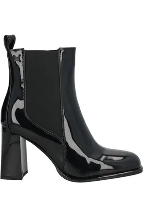 Laura Biagiotti FOOTWEAR - Ankle boots - on YOOX.com