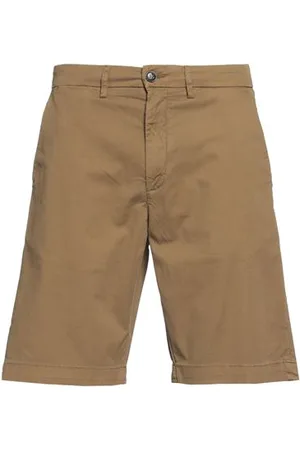 Liu Jo BOTTOMWEAR - Shorts & Bermuda Shorts - on YOOX.com