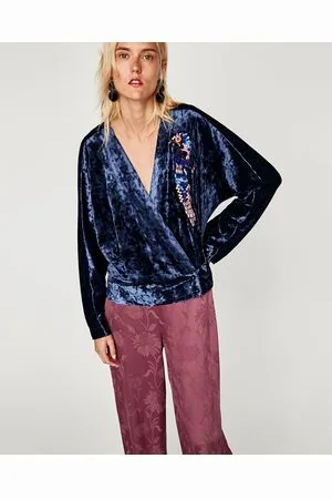 Image 1 of SEQUINNED KIMONO from Zara